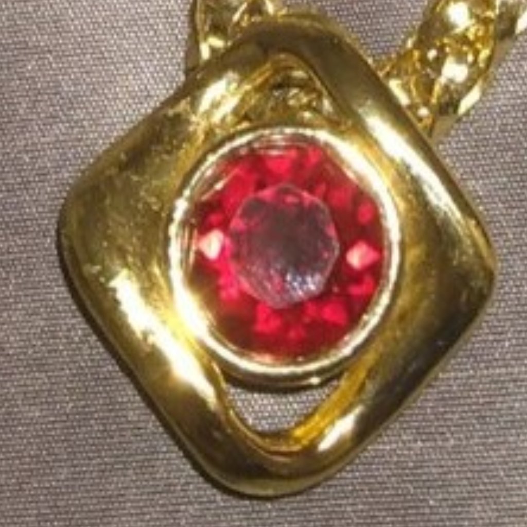 1 Single Replacement Ysl Yves Saint Laurent Ruby And Gold Tone Earring